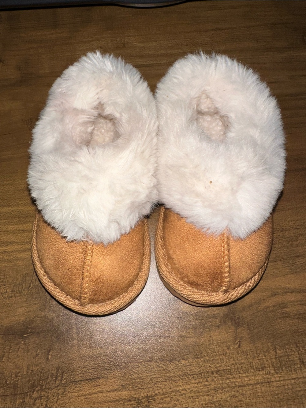 Plush Fleece-Lined Kids Slippers in Tan and Cream